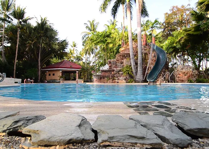 Club Hotel